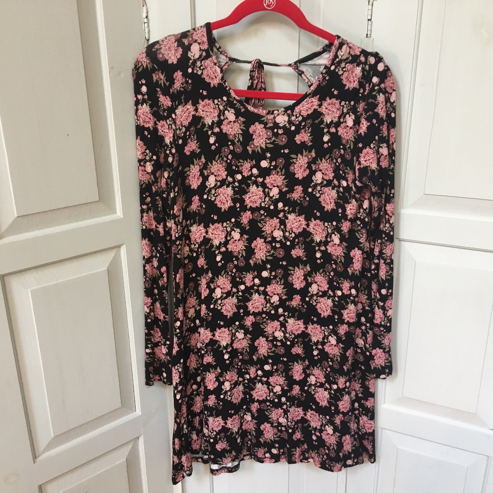 Alya Black Floral Dress
